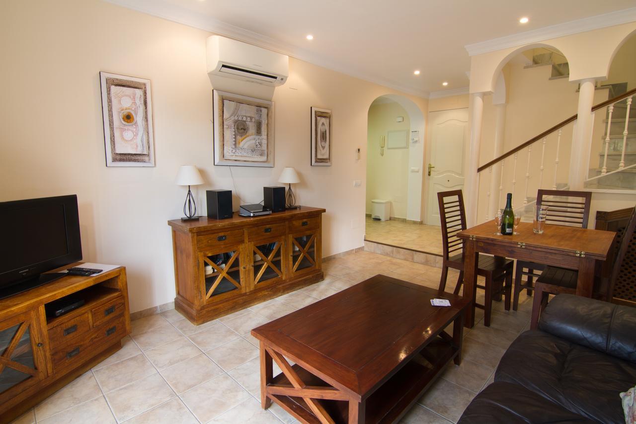 Los Pinos 19 Menyber Nerja Εξωτερικό φωτογραφία